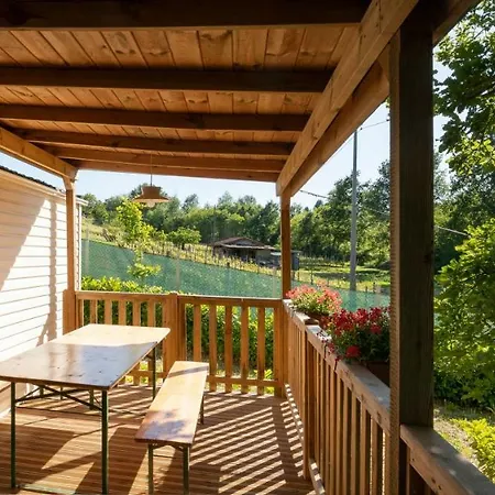 Farmház Tenuta Montebello *