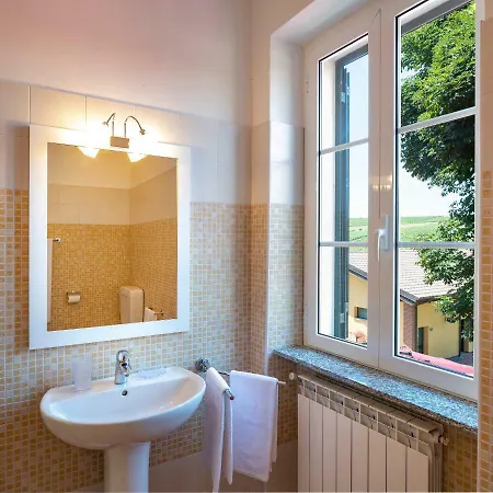 Farmház Tenuta Montebello *