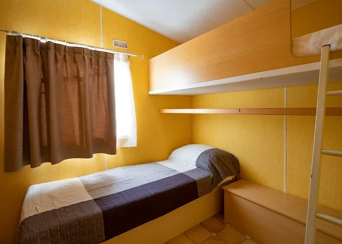 Tenuta Montebello Alloggio per agriturismo *