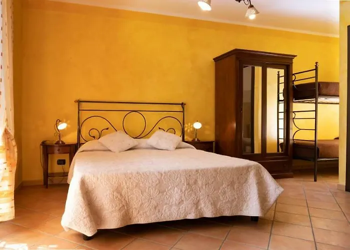 Alloggio per agriturismo Tenuta Montebello *